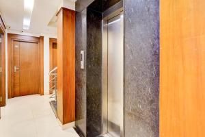 Hotel O Queen shell residency Vadapalani