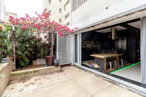 Loft aconchegante com amplo terraço na Augusta ao lado da Paulista