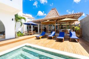 Villa Sukkho - Luxurious modern 4bdrs villa - center Bingin