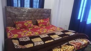 Kanha Homestay and restaurant