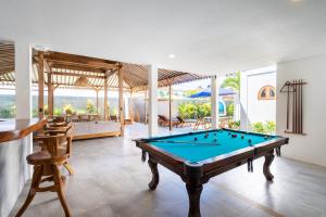 Villa Sukkho - Luxurious modern 4bdrs villa - center Bingin