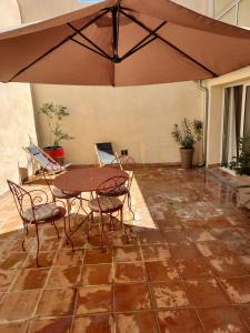 Appartement duplex avec cour extérieure Avignon centre