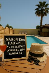 T3 de 35m2, plage à pied, piscine partagée, BBQ, parking, Wifi, 2 chambres 2 salles de bain, résidence le Rêve DAzur