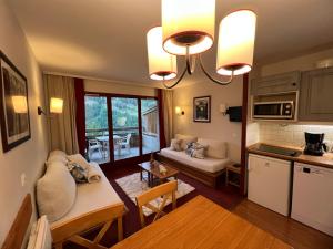 Appartements Magnifique appartement pour 5 personnes grande terrasse sud vue panoramique, plein soleil, calme havre de paix et de detente : photos des chambres