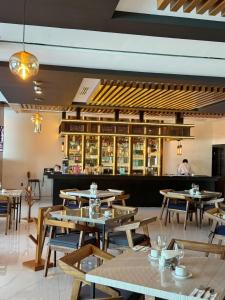 Pie de playa tramonto beach tower