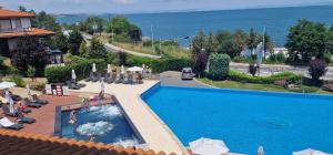 Eve Santa Marina Sea View Apartment - sea, pools, relax