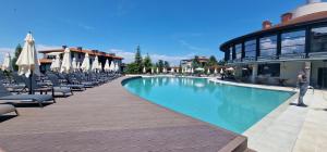 Eve Santa Marina Sea View Apartment - sea, pools, relax