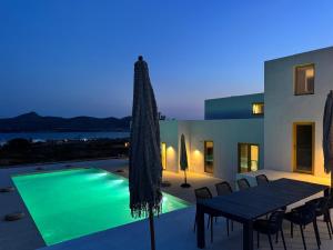 Antiparos Gems