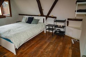 Stylish 2BR &1LR Apt, Prime Belgian Location