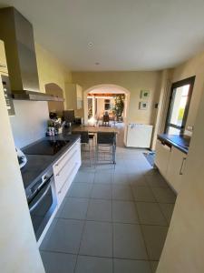 Maisons de vacances Maison en Pierre - piscine - jacuzzi : photos des chambres