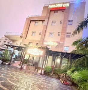 Hotel Paradise Inn