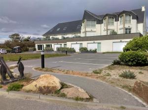 Apartment Brittany facing and seaside