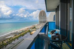 2BR Panorama Flat Seafront Roomy