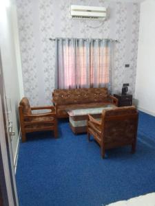 Hotel Shivam Grand Inn