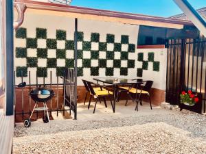 S-HOUSE Apartament Spațios cu Terasă Privată și Parcare Perfect pentru Familii