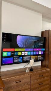 Stunning View w Pool & Gym Near Church& Ayala Mall