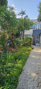 Maison avec jardin clos - Plage et centre accessibles à pied - Chambre enfants immersive pour vivre de belles aventures - WiFi haut débit - Draps et serviettes fournis - Animaux non admis