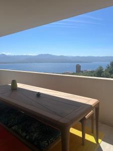 Appartements Beautiful Appartment Les terrasses de Torretta room sea view Ajaccio : photos des chambres