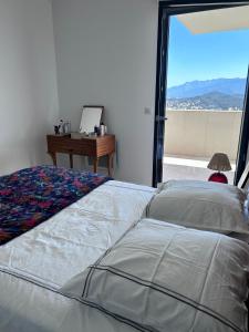 Appartements Beautiful Appartment Les terrasses de Torretta room sea view Ajaccio : photos des chambres