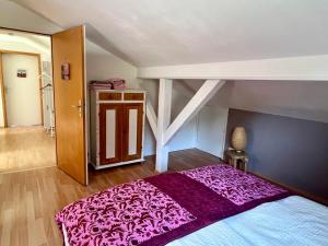 Room with a Skylight - gemütliches Zimmer zwischen München und Rosenheim