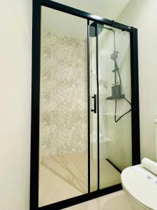 PLANAS 3 Designer Aparment with Terraza in Ruzafa SOHO