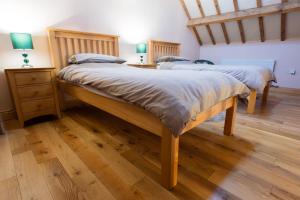 Rosecombe, Borrowby Farm Cottages