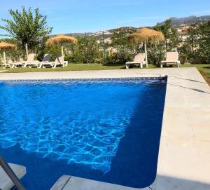 Casares Paradise, Robelca