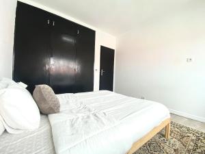 FreedomSurfHouse Apartment