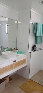Stay on the Strand, Townsville, one bedroom apartment on the third floor, free secured parking