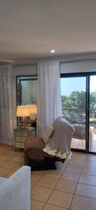 Stay on the Strand, Townsville, one bedroom apartment on the third floor, free secured parking