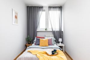 PRAGA MOOD KONESER by VAYA STAYS