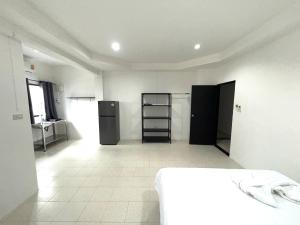 Patong Canal Villa 104