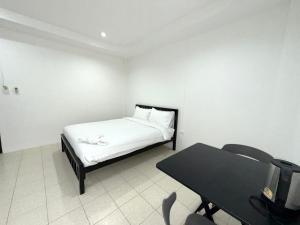 Patong Canal Villa 106