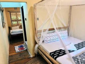 Arusha Jua Eco Home- on coffee farm