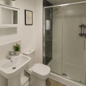 2 Bed Contractor x Relocator Apt Long stay Savings