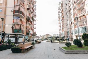 Livia Aparthotel - Aparthotele, Tirana