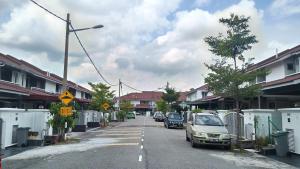 Dillenia Nilai Homestay