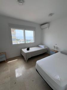 Modern, Best Location 2 bedroom, Sea view