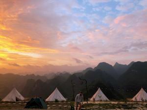 Sunrise Ha Giang Camping An Introspective Stay