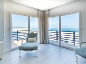 Sea View Apartment