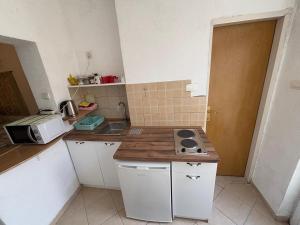 Studio in a quiet neighbourhood near central Igalo