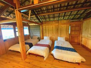 Rosevine - Homestay Trekking Tour