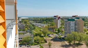Trzy Żagle with City View by NorthSide Apartments