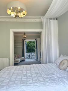 Classically Elegant Designer Apartment