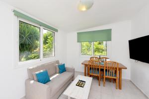 Liri family paradise Danis house