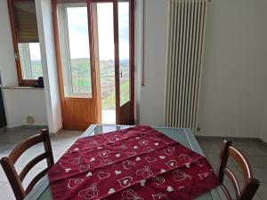 CASA DORIS Montecarotto, Le Marche - Top Lage, Glasfaser WIFI, neu renoviert