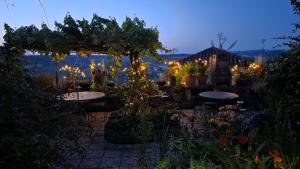 B&B / Chambres d'hotes D'Ici et D'Ailleurs : photos des chambres