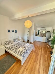 L&L Apartments