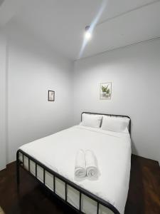 X BAO San Chao Pho Suea - ศาลเจ้าพ่อเสือ