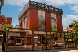 Max Suite Hotel